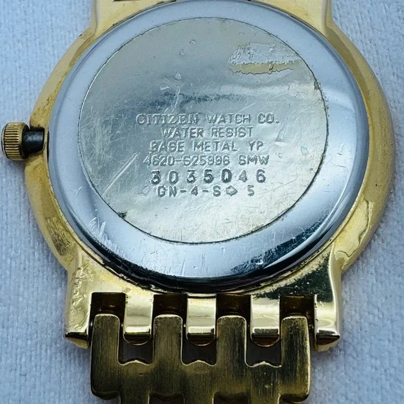 Men’s Citizen Elegance Vintage Gold-Tone Watch with Black Dial - Picture 10 of 10